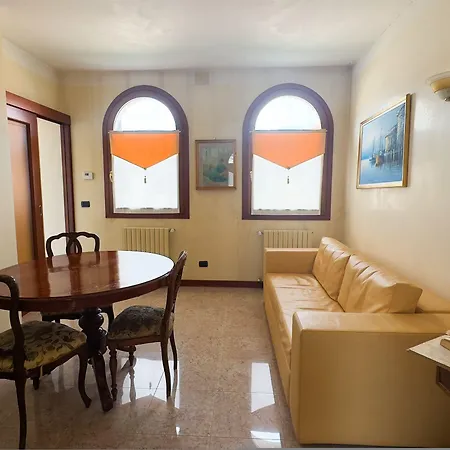 A Cannaregio By Ca-sa Check Venedik