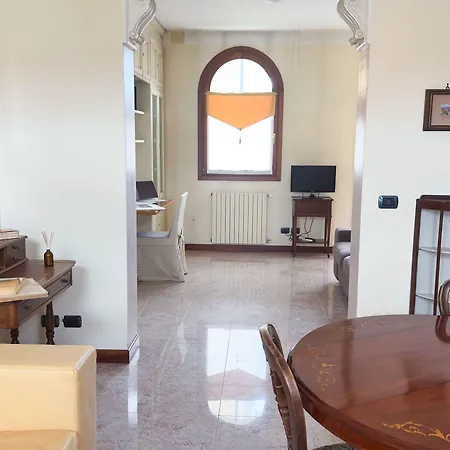 A Cannaregio By Ca-sa Check *